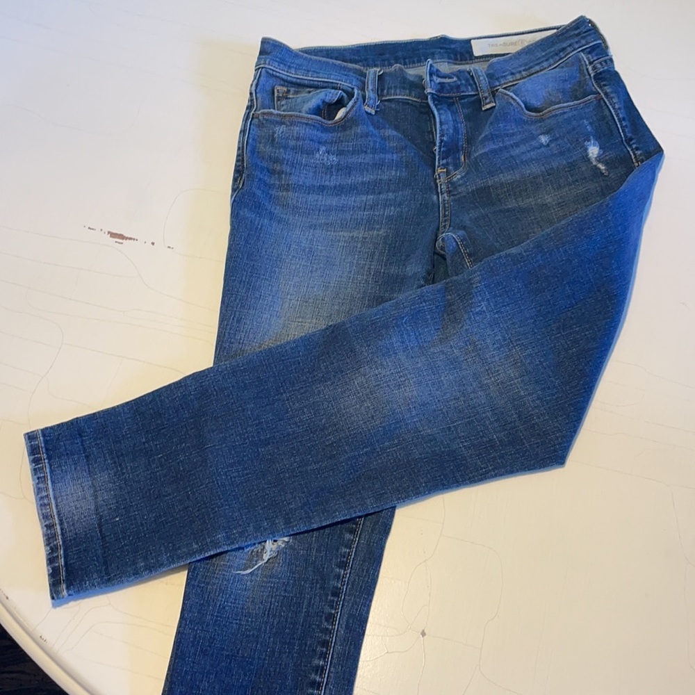 Denim - Picture 2 of 4